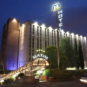4* Hotell Maxim